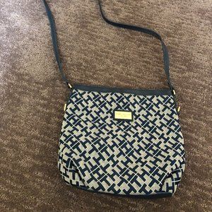 navy Tommy Hilfiger crossbody purse